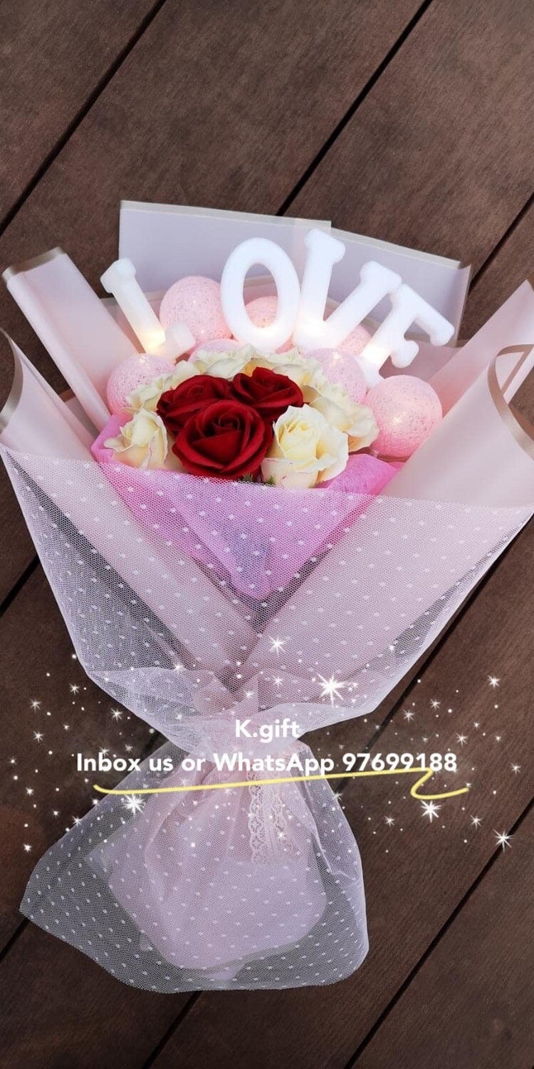 LOVE Red + Champagne Roses Bouquet