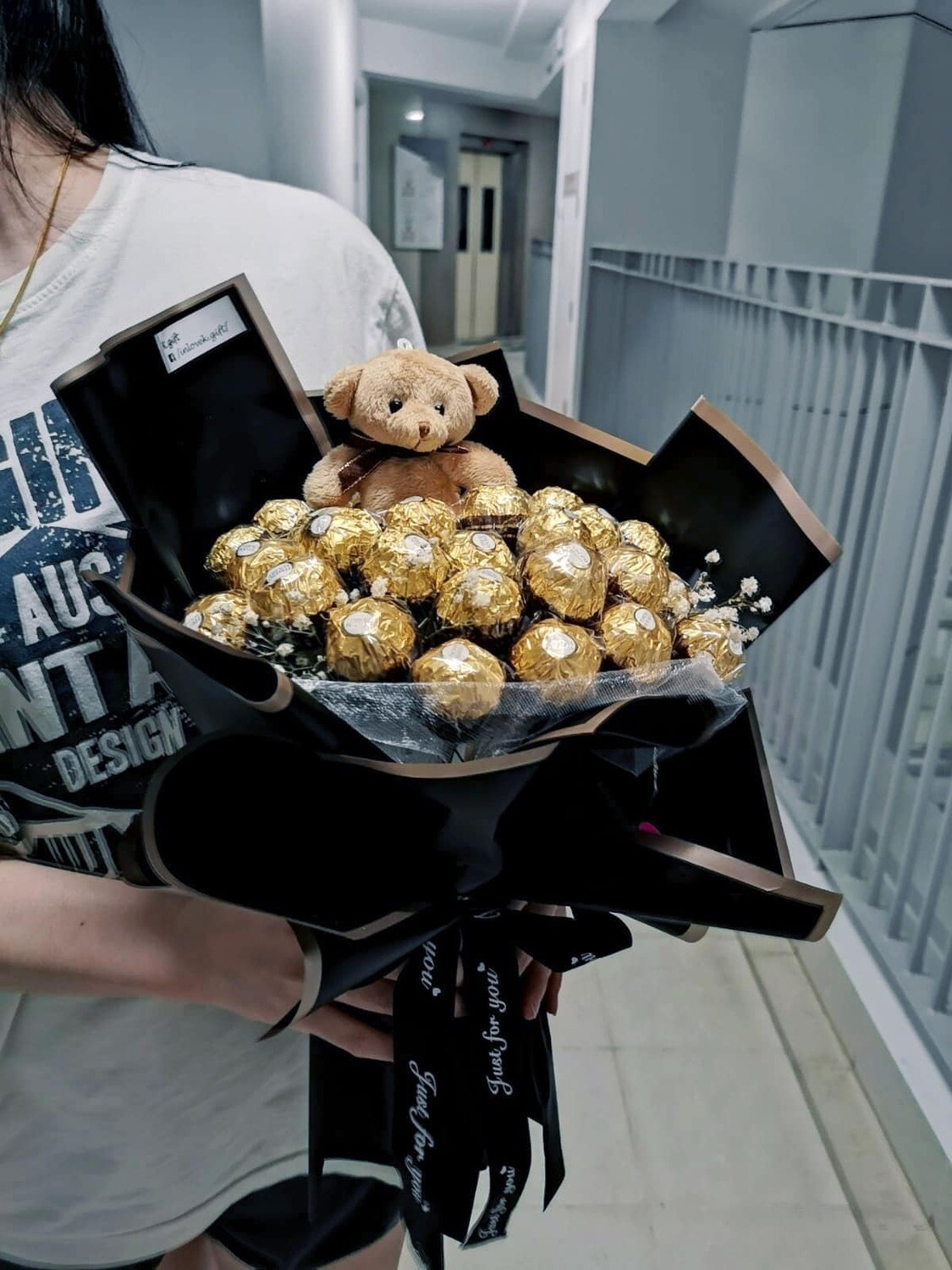 Ferrero Rocher Bouquet With Tiny Bear