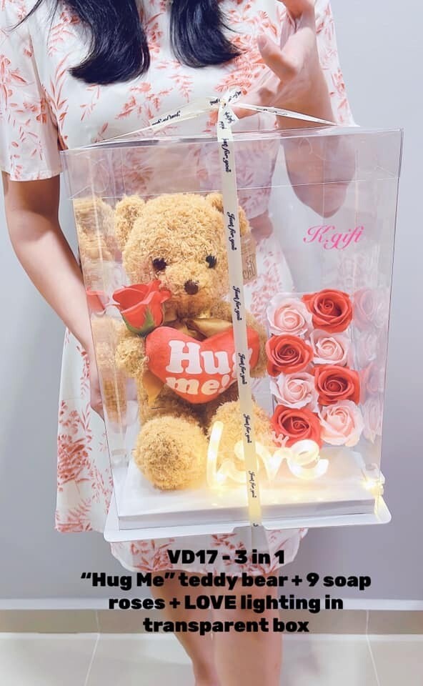 VD17 : Brown teddy bear with Soap roses and LOVE lighting