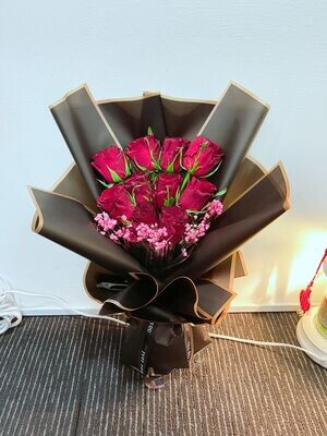 10 Stalks Fresh Roses with pink baby breath bouquet