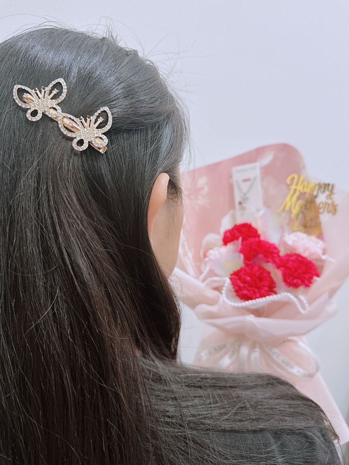 Soap Carnations With Necklace bouquet - Free tag