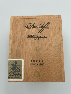 Davidoff Grand Cru No. 5  Box of 25