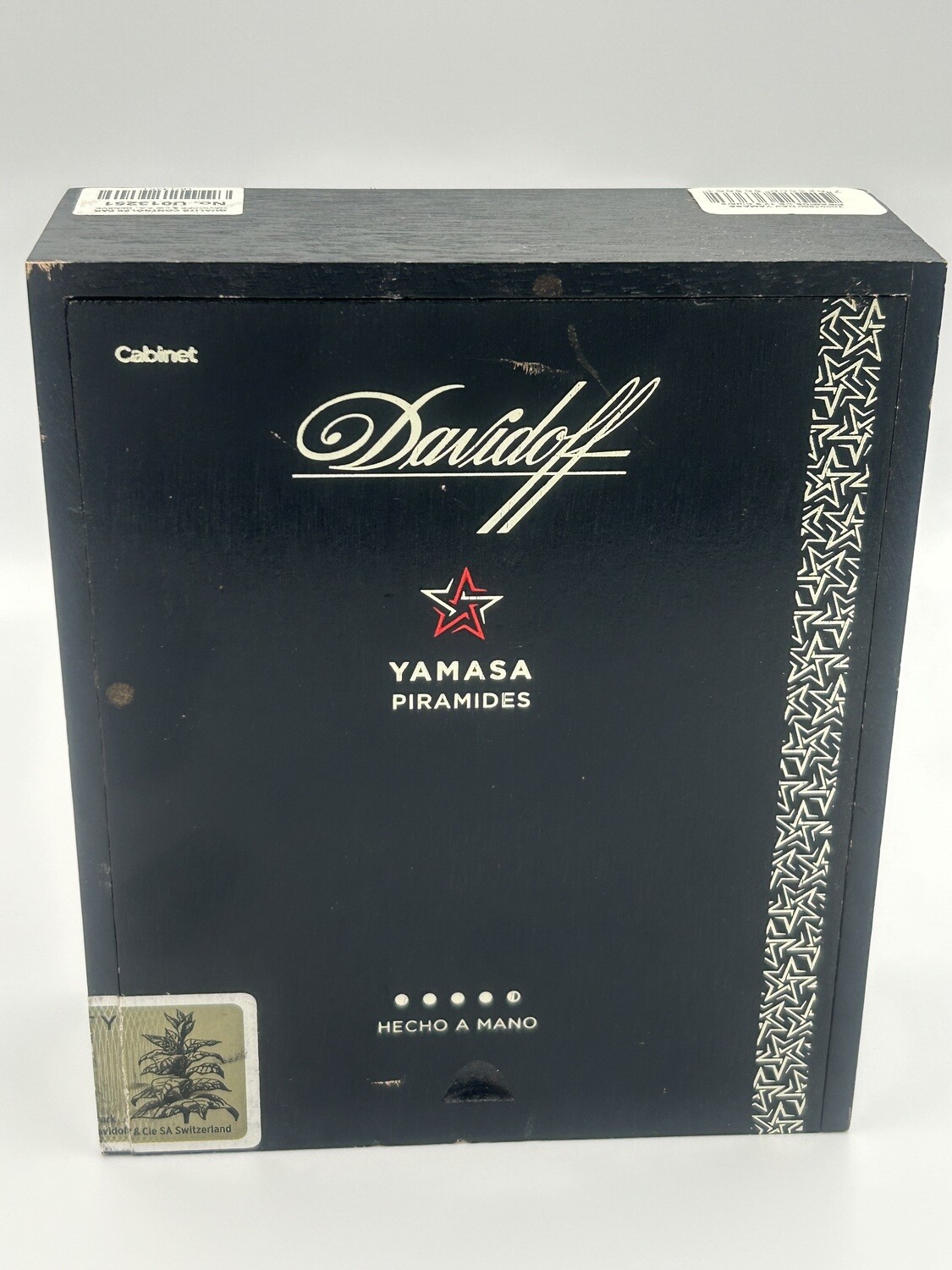 Davidoff Yamasa Piramides Box of 12