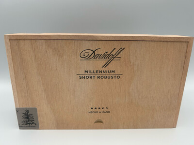 Davidoff Millennium Short Robusto Box of 20