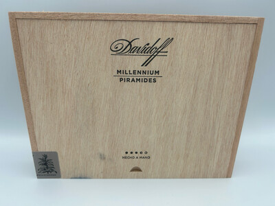 Davidoff Millennium Piramides Box of 10