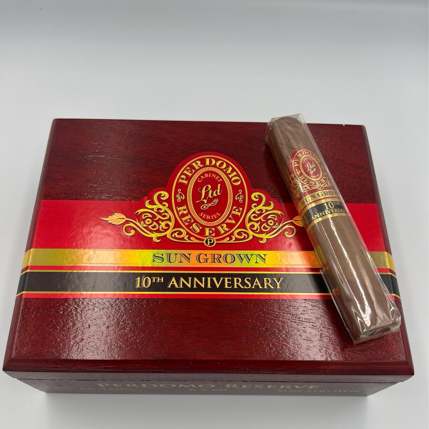Perdomo 10th Anniversary Sun Grown Super Toro Box of 25