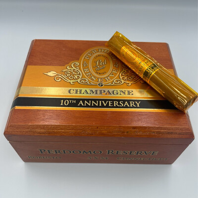 Perdomo 10th Anniversary Champagne Connecticut Robusto Box of 25