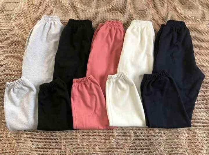 JOGGERS OVERIZE