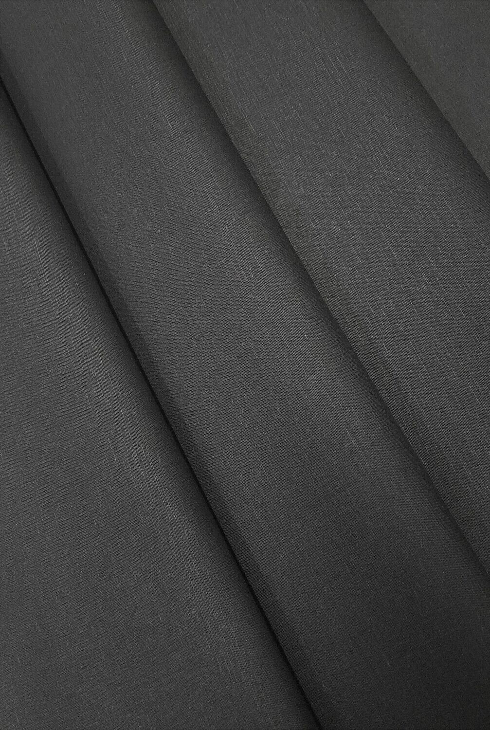 (CLOSE OUT) Black Stretch Hemp Plain Weave
55% Certified Organic Hemp
41% Certified Organic Cotton
4% Lycra , 6.5oz, 43"/44" width
