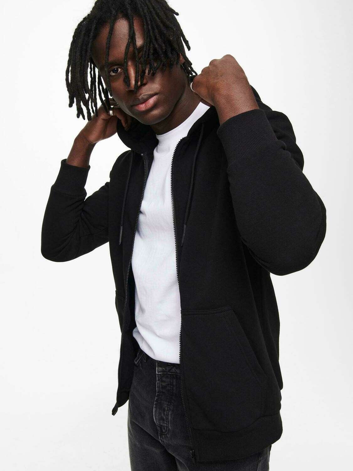 BLACK HOODIE
