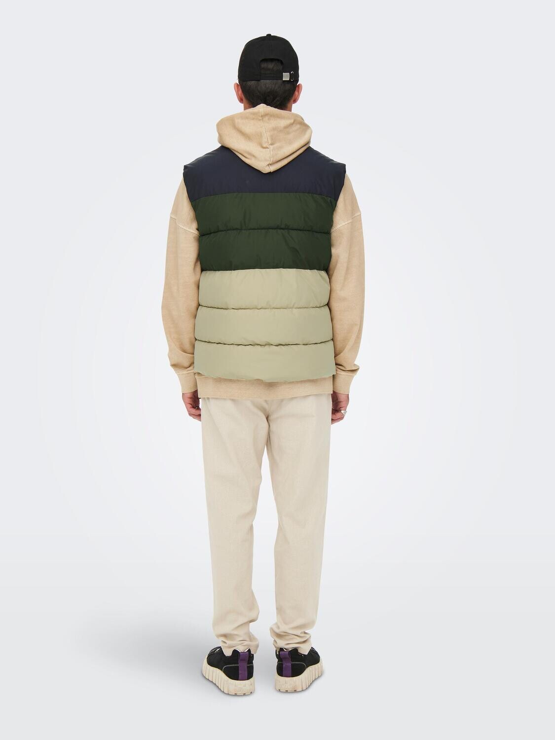 MELVIN LIFE QUILTED VEST OTW VD
