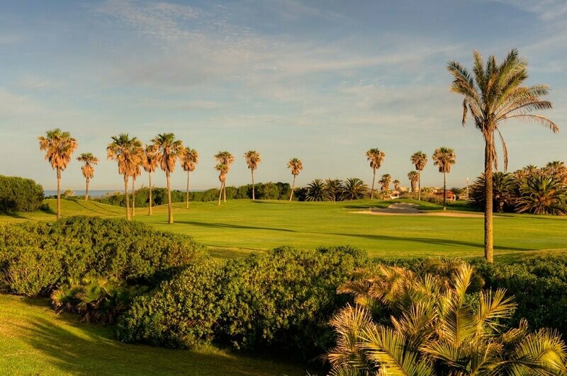 Bahia Pass -5 x 18 Holes - 5 Plätze - La Estancia , Sancti Petri Hills , Montenmedio Golf, Sherry Golf & Club de Golf Campano - 5 Plätze - Kombination -XRY27G Bahia Pass -5 x 18 Holes - 5 Plätze - La Estancia , Sancti Petri Hills , Montenmedio Golf, Sherry Golf & Club de Golf Campano - 5 Plätze - Kombination -XRY27G
