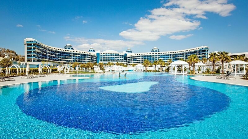 Sueno Hotel Deluxe***** - Belek - Türkei - inkl. Flug - Hotel - 6 x 18 Loch