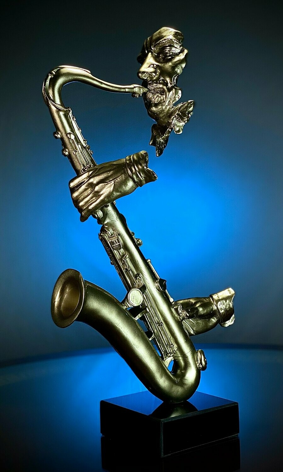 SAXOPHONE
