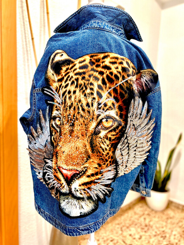 Sobrecamisa de jeans leopardo gigante con alas