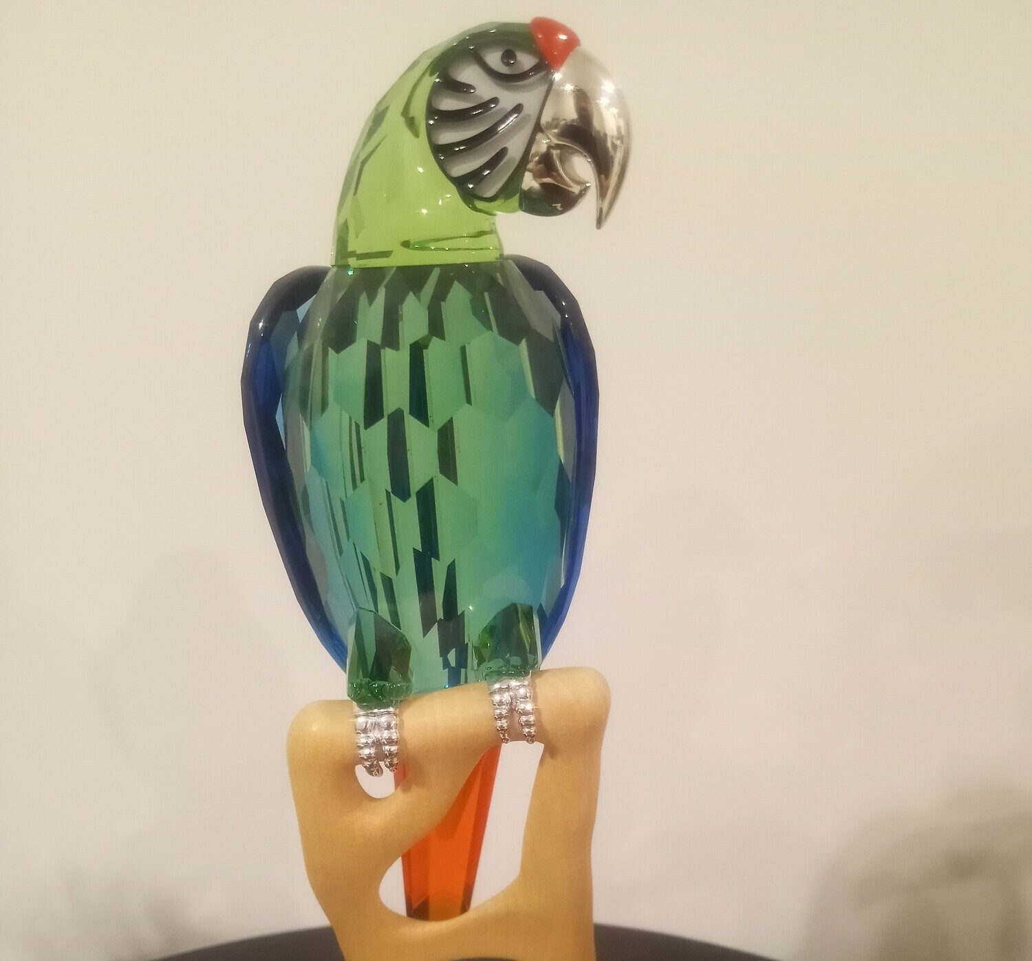 Macaw-Chrome Green Paradise Bird