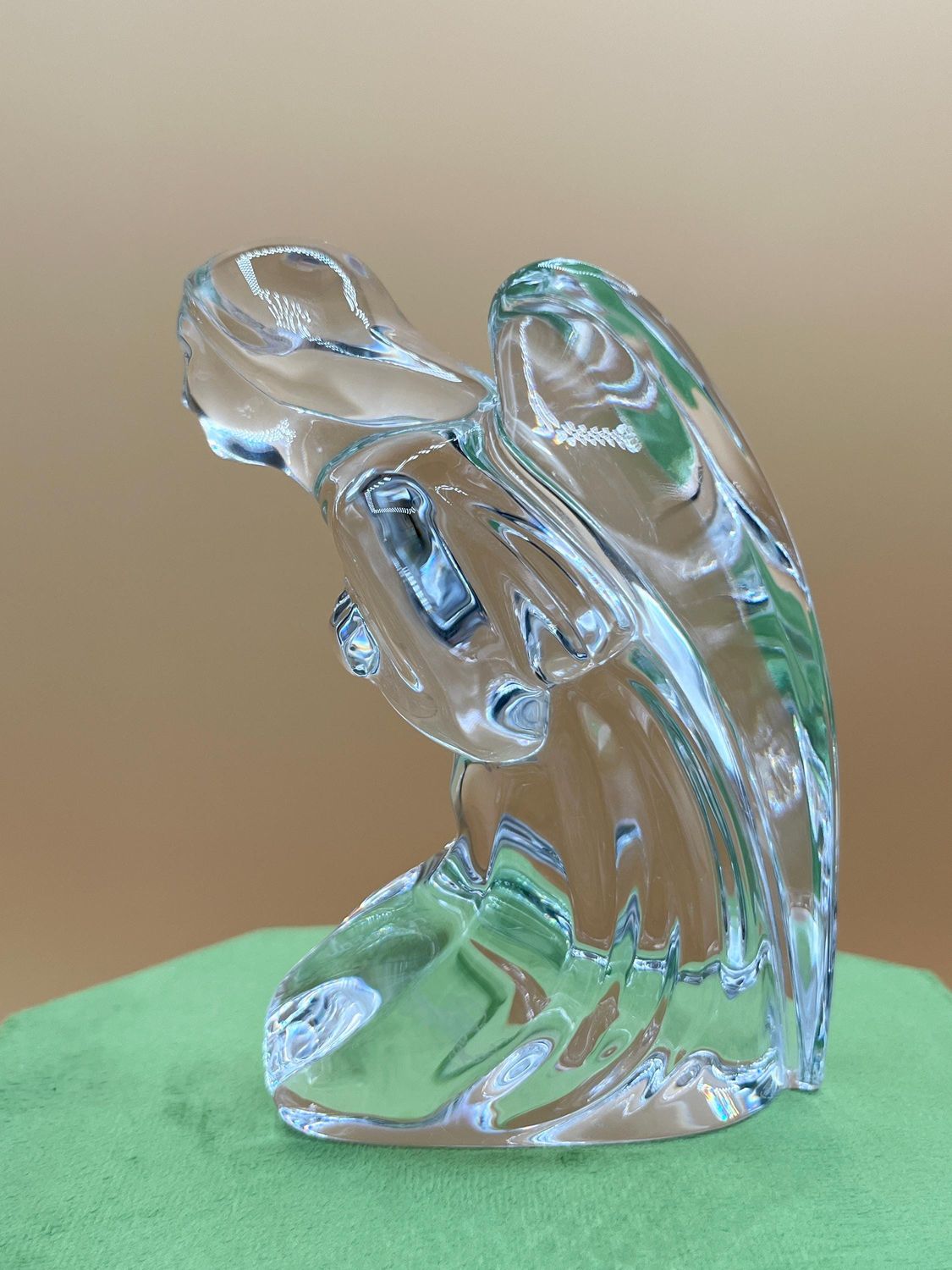 Bacarrat Crystal Angel Kneeling Praying 4.5" Bacarrat Crystal Angel Kneeling Praying 4.5"