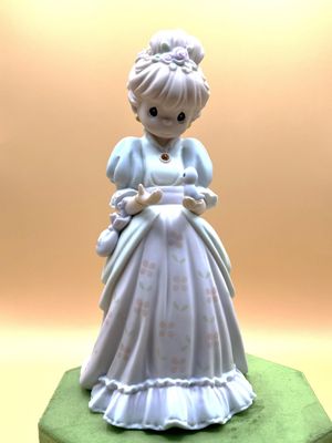 Precious Moments Always Victorian Charity Begins in the Heart #307009