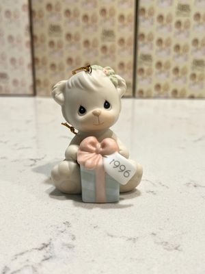 Precious Moments 1986 Annual Edition Wishing You a Berry-Merry Christmas Ornament #531200 Precious Moments 1986 Annual Edition Wishing You a Berry-Merry Christmas Ornament #531200