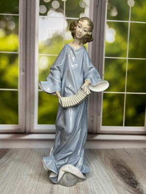 Lladro Angel with Accordion #1323