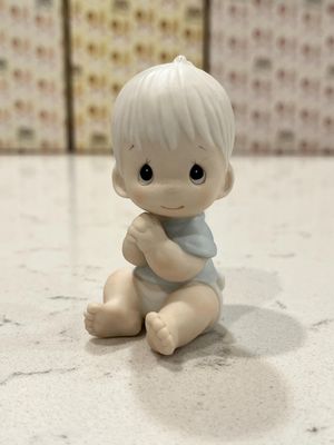 Precious Moments Baby Figurine E5852C
