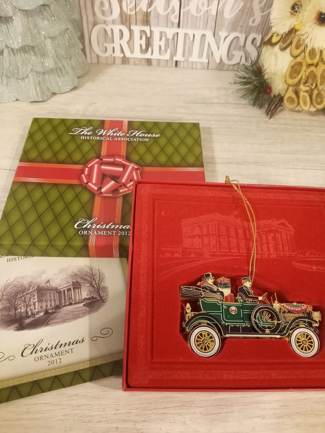 White House 2012 Old Car ornament