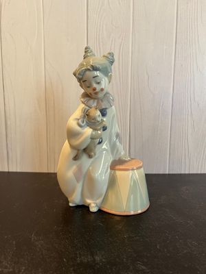 Lladro Little Tamer #8093 Clown with Cat