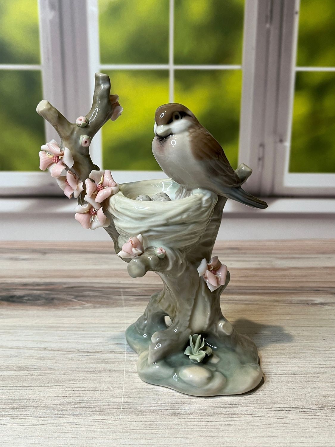 Lladro Bird in Nest #1299