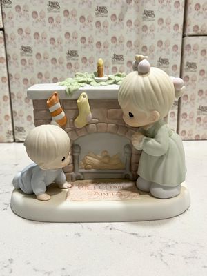 Precious Moments Waiting For a Merry Christmas #527637