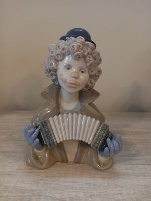 Lladro Fine Melody #5585 Small Clown Bust