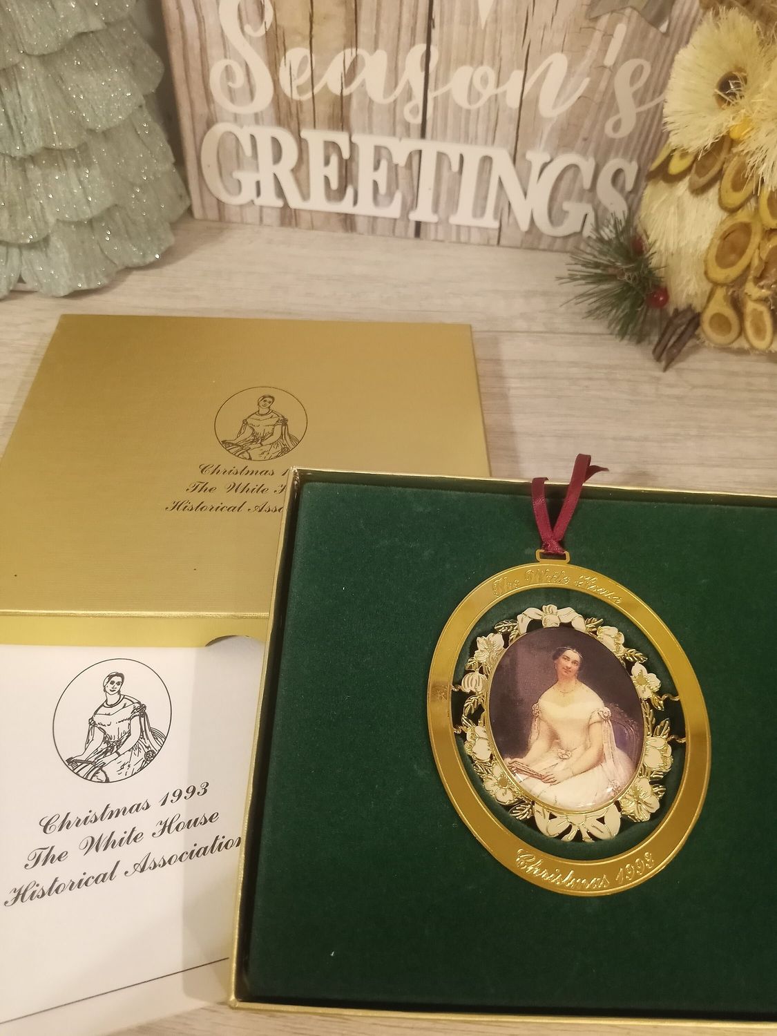 White House 1993 Lady Cameo ornament