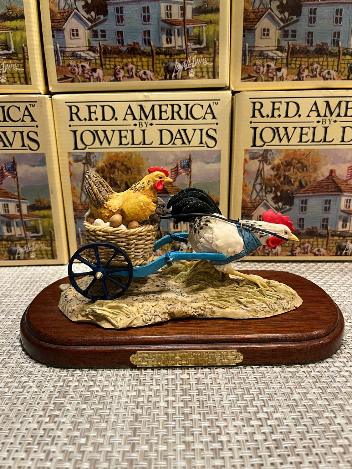 Lowell Davis Collection &quot;Great American Chicken Race&quot; #225500 Limited Edition #814/2500