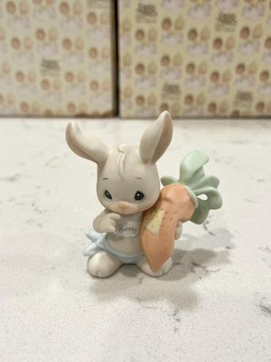 Precious Moments Somebunny Cares #BC881 Precious Moments Somebunny Cares #BC881