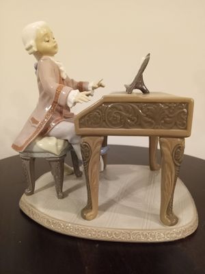 Lladro "Young Mozart" #5915