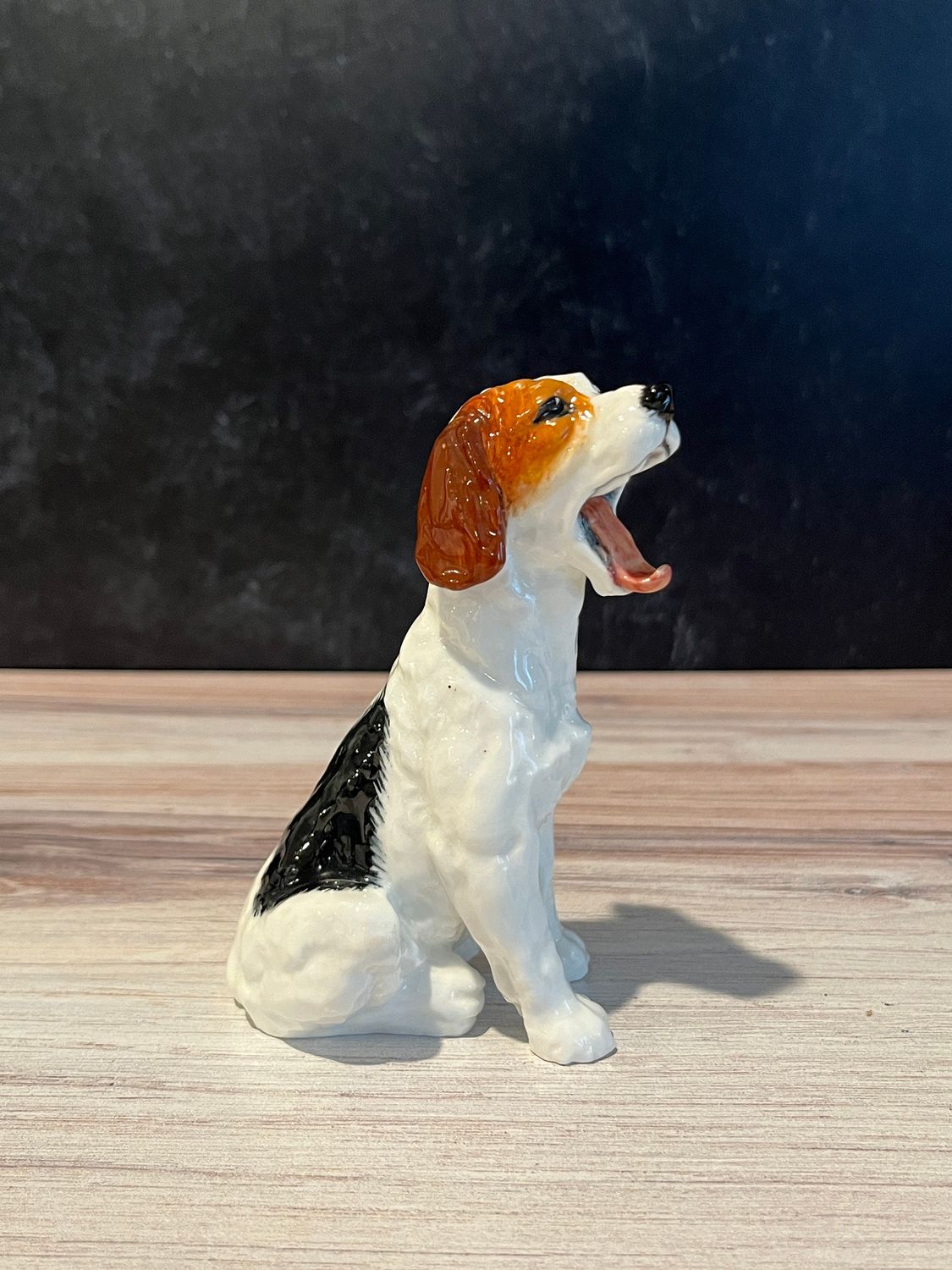 Royal Doulton "Jack Russell Yawning" #1099 Royal Doulton "Jack Russell Yawning" #1099