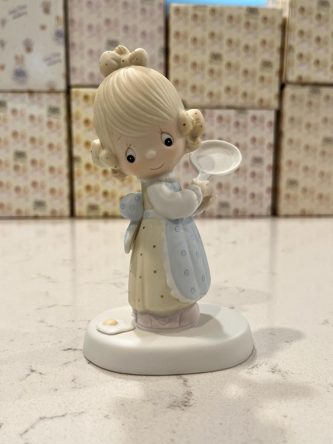 Precious Moments Eggs Over Easy 1979 E3118