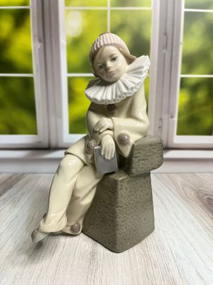 Lladro Little Jester #5203 Lladro Little Jester #5203