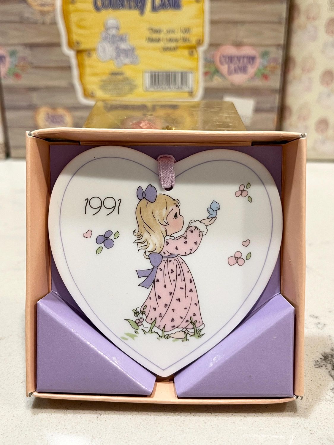 Precious Moments 1991 Thank You for Caring Heart Ornament #233196