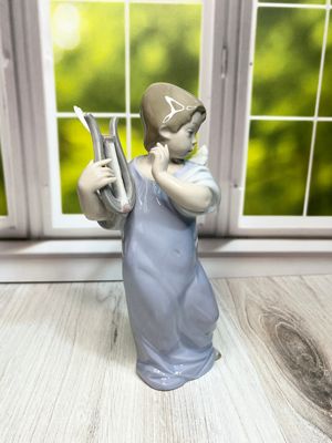 Lladro Angel with Lyre #5493