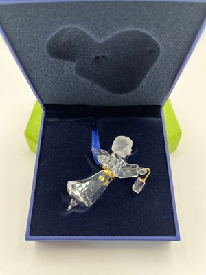 Swarovski 2005 Angel Ornament #9400-22