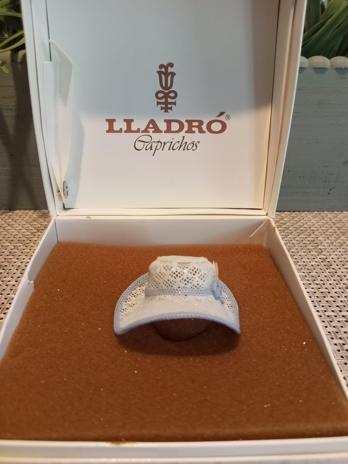 Lladro &quot;Blue Hat&quot; #1565