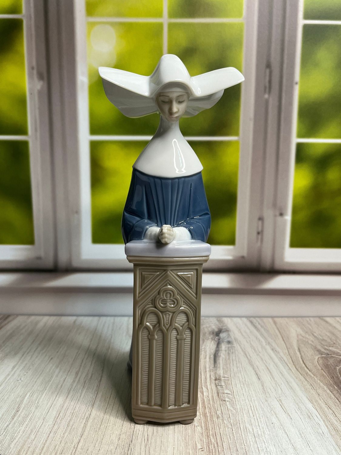 Lladro Meditation #5502