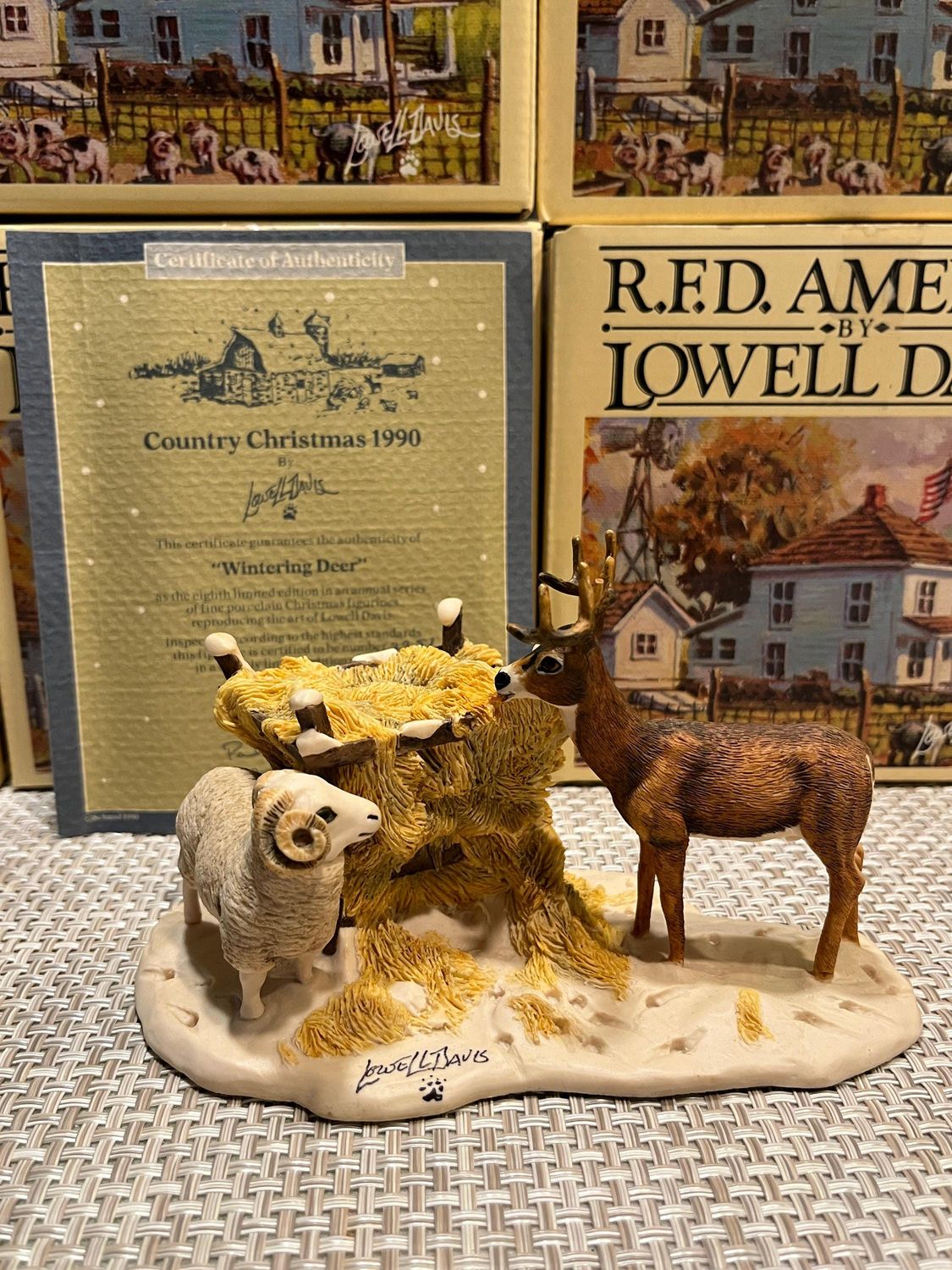Lowell Davis Collection &quot;Wintering Deer&quot; #223557 Limited Edition #2257/2500 *Artist Signed*