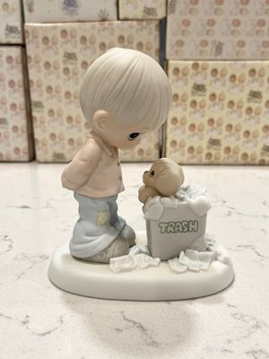 Precious Moments You Just Can&#39;t Chuck a Good Friendship PM882