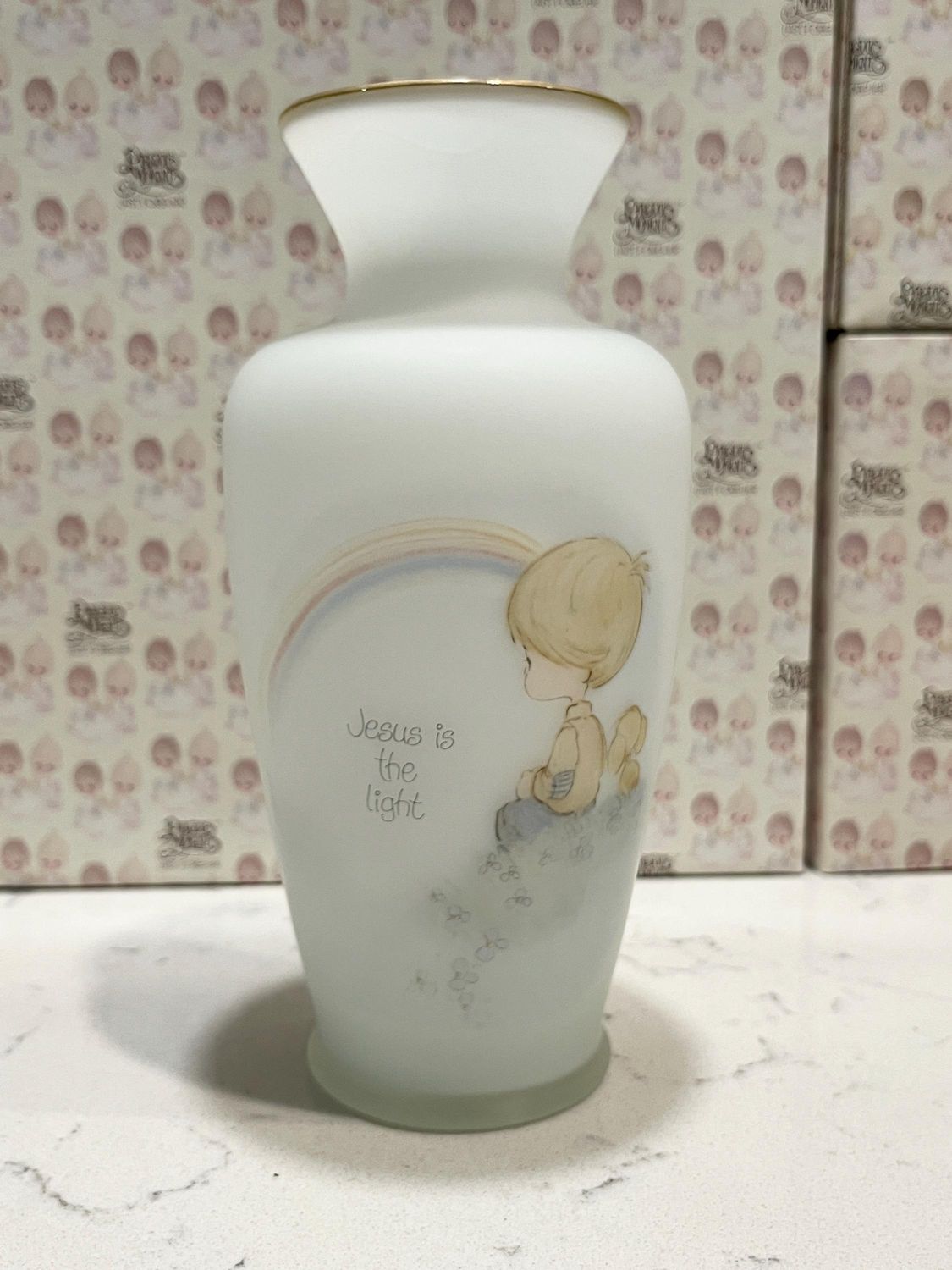 Precious Moments Jesus Is the Light 8&quot; Vase