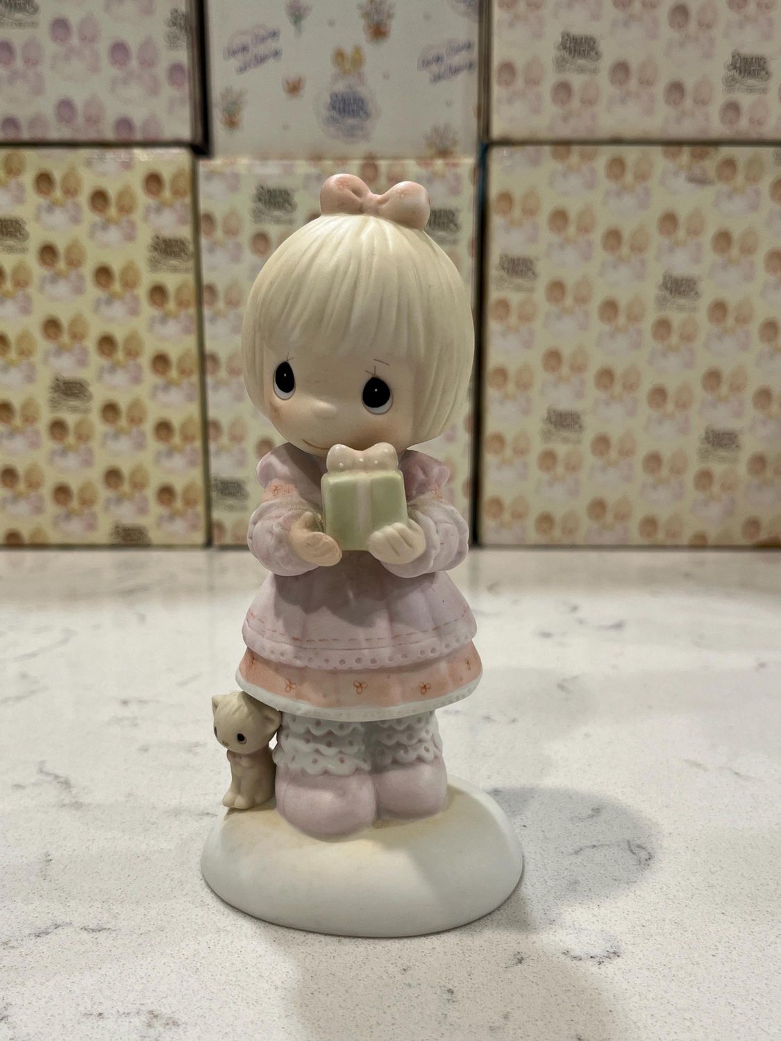 Precious Moments God Sends the Gift of His Love E6613