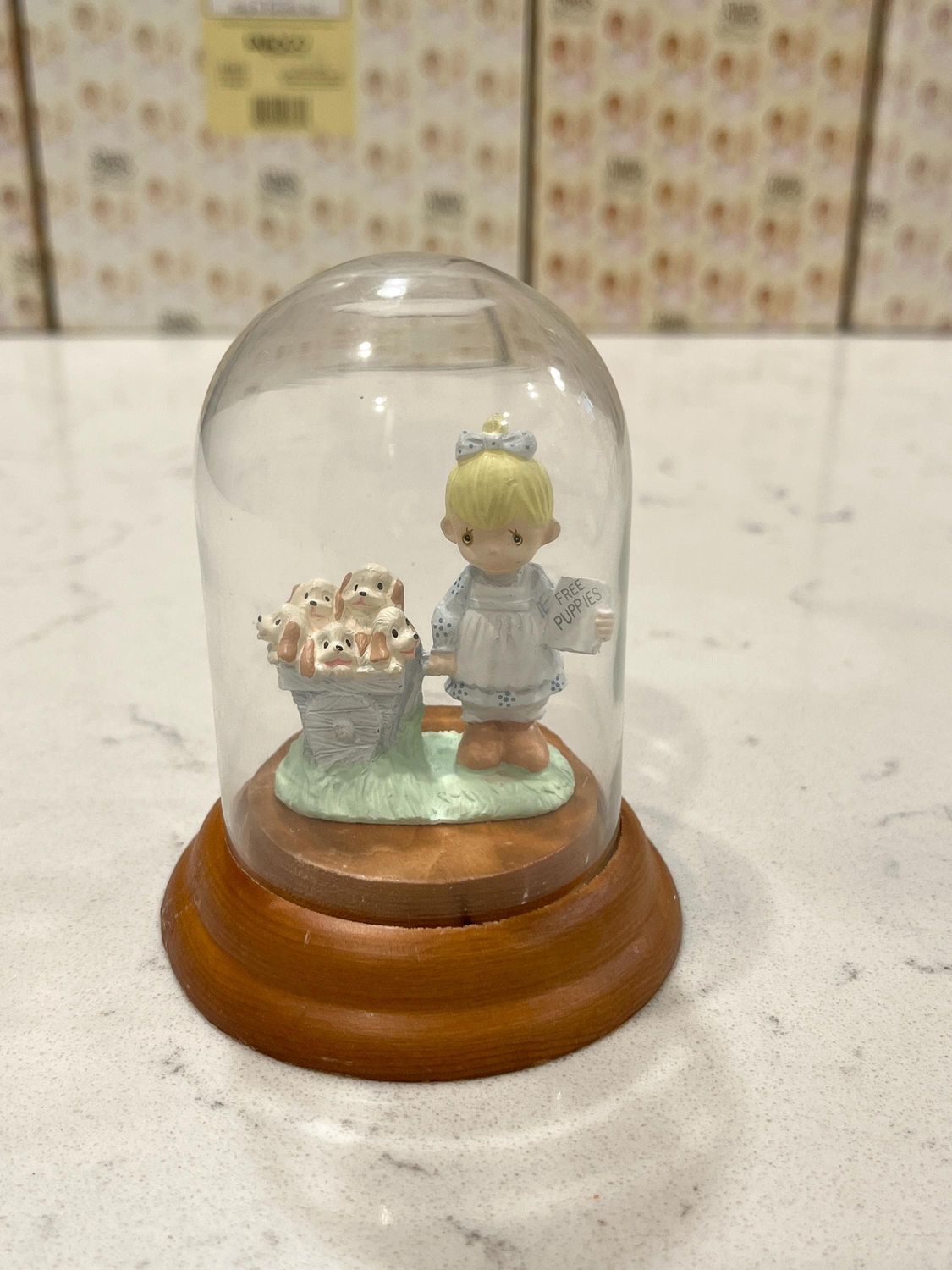 Precious Moments God Loveth A Cheerful Giver Mini Pewter Limited-Edition with Display Stand #694908