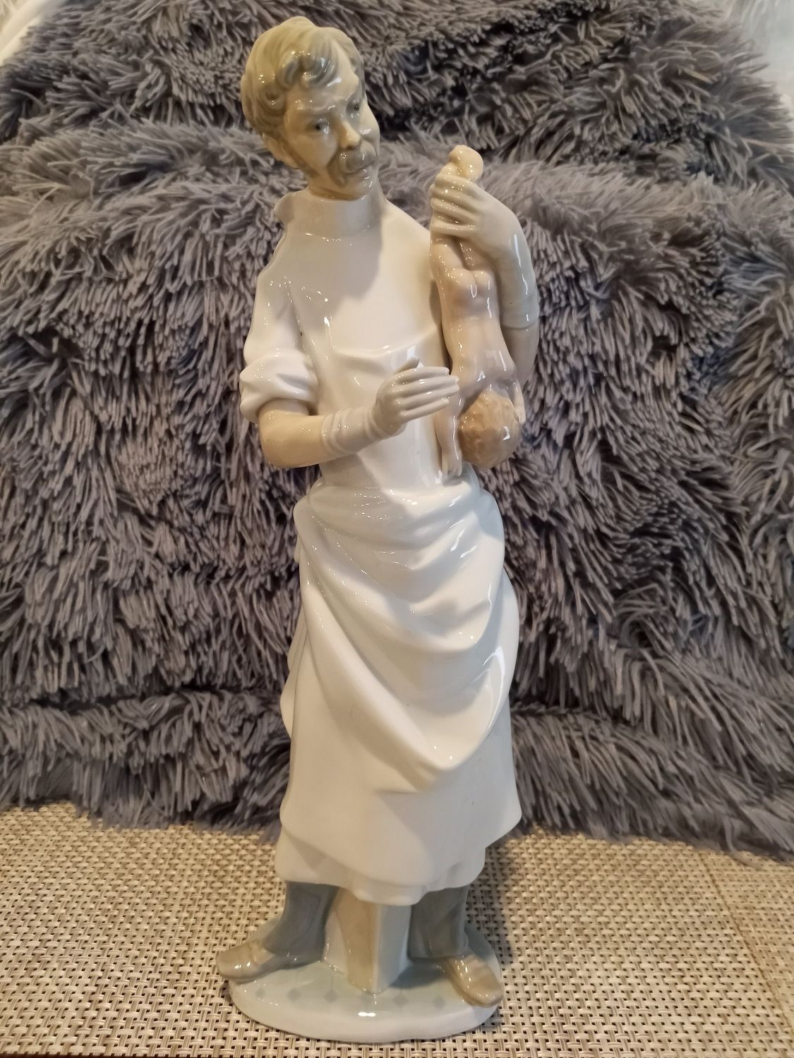 Lladro &quot;Obstetrician&quot; #4763