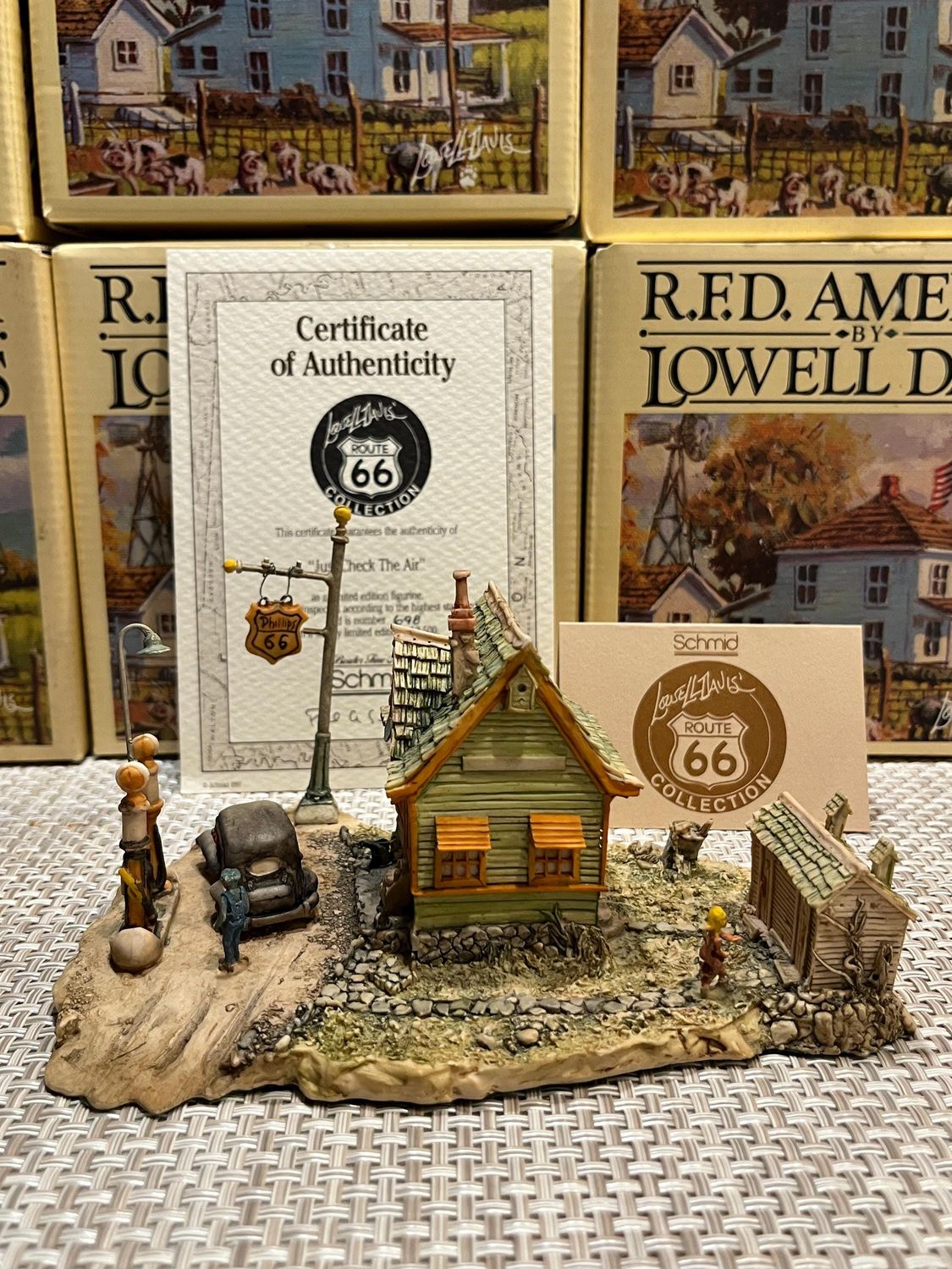 Lowell Davis Collection &quot;Just Check the Air&quot; #225603 Limited Edition #698/2500