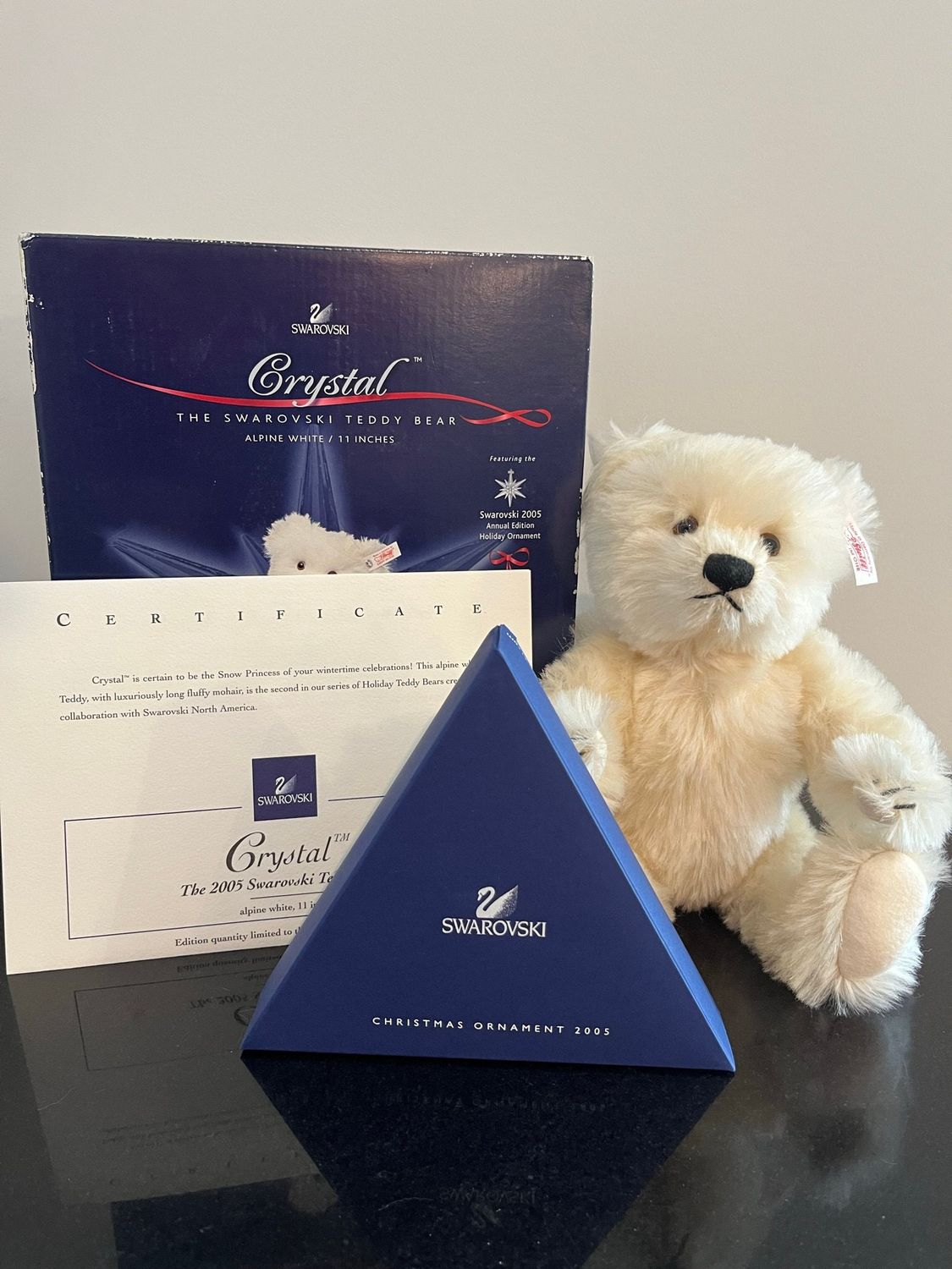 Swarovski Steif Bear Gift Set with 2005 Christmas Ornament